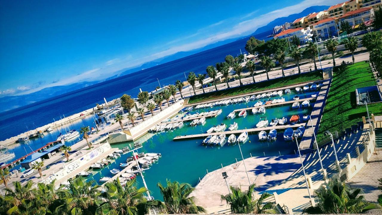 Mare Marina View 1 Apartment Xylokastro Bagian luar foto